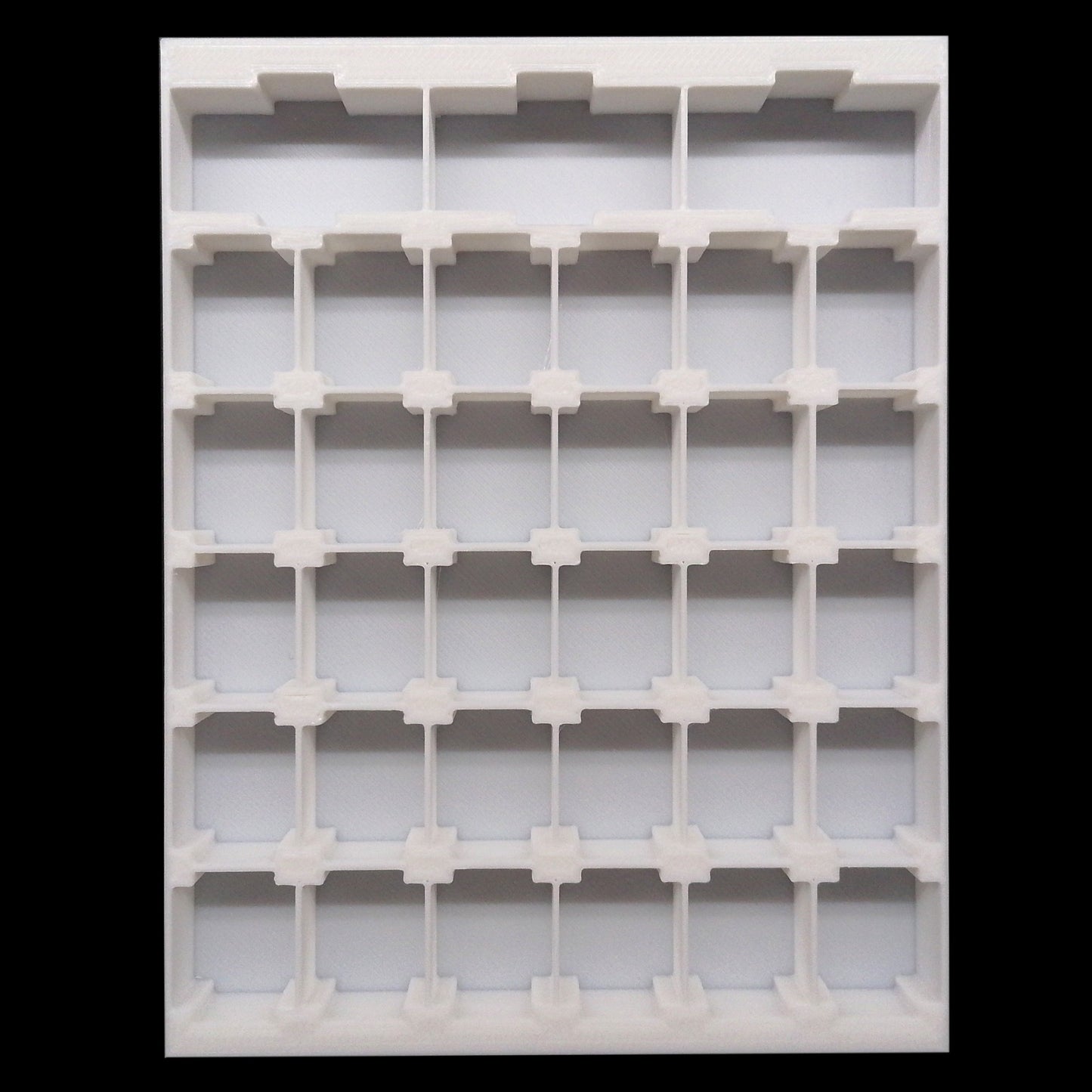 Counter Box MEDIUM TYPE A - 30 Cells for Counter Size 1.6cm (5/8") + 3 Cells for Counter size 1.6x3.2cm (5/8"x1.25")